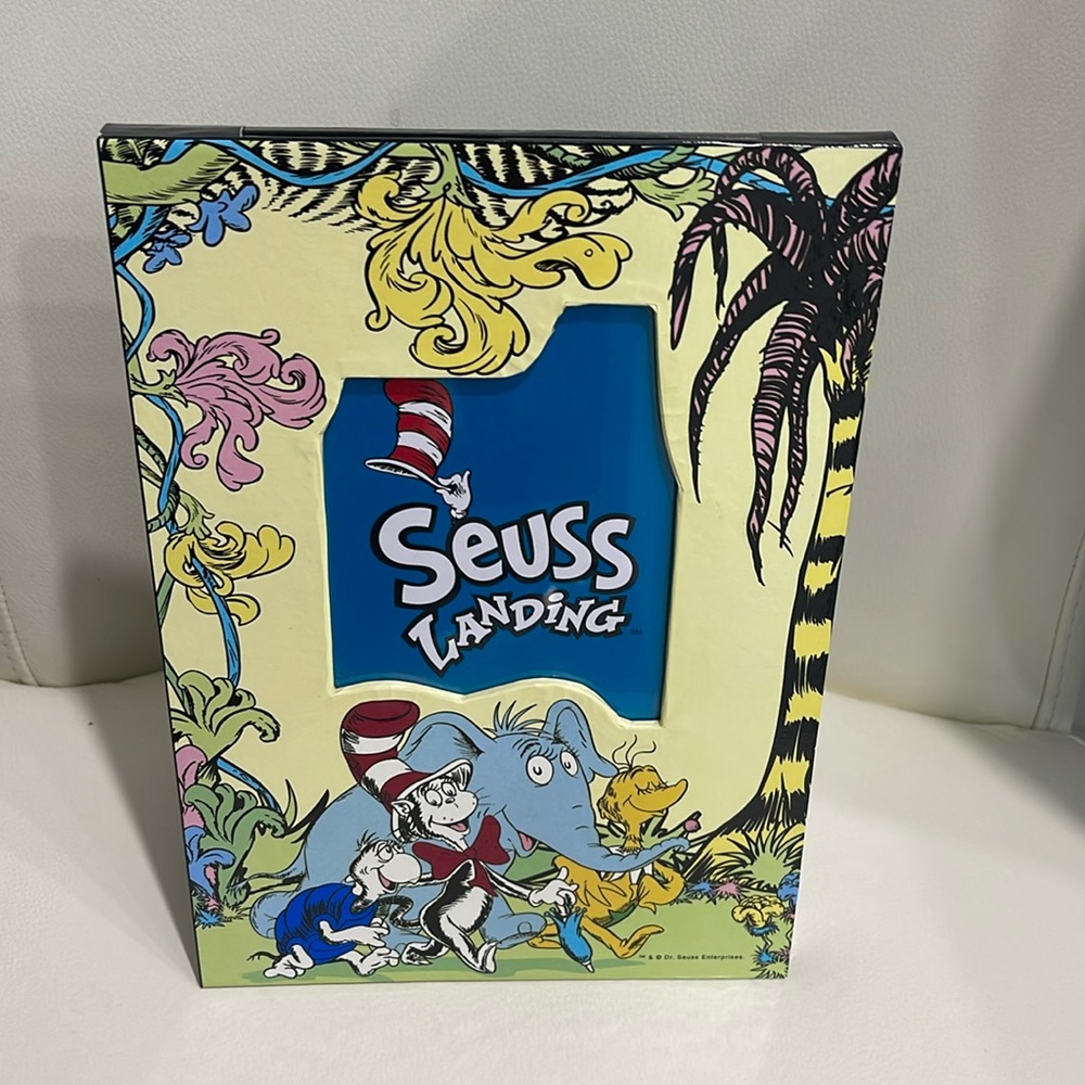 Dr. Suess Landing at Universal Studios Yellow/Green/Blue Cat in Hat Photo Frame